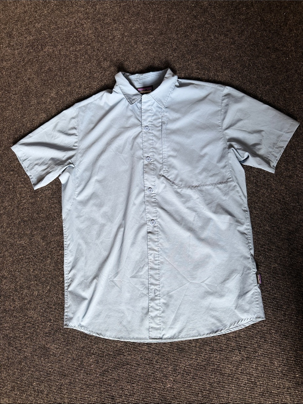 Patagonia Men’s Skiddore shortsleeve button down shirt, Blue, Size M
